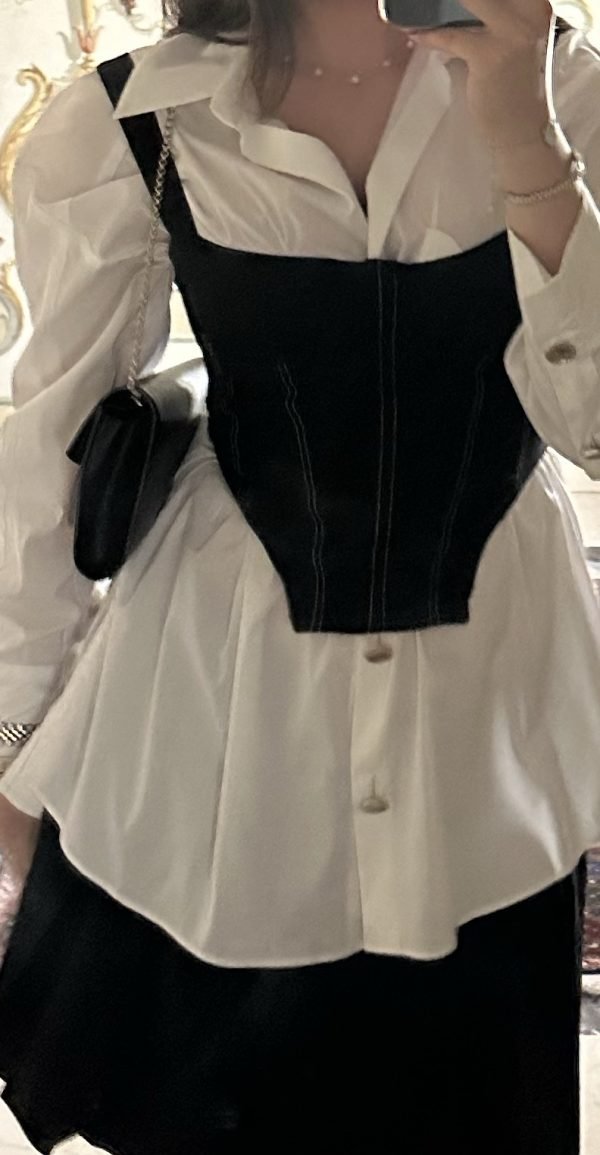 6 Outfits - Image 3